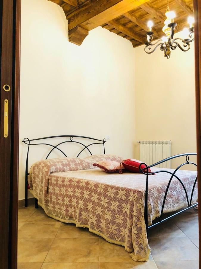 Casa Vacanze La Torretta Sutri Zewnętrze zdjęcie
